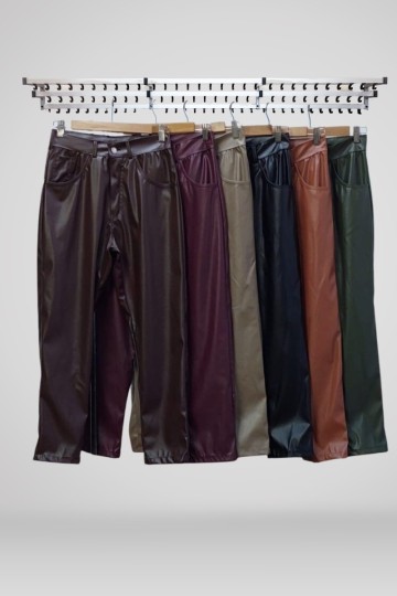 Pantalon mom fit eco cuero elastizado por mayor