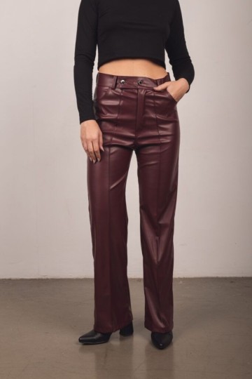 Pantalon recto de eco cuero elastizado por mayor