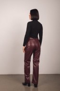 Pantalon recto de eco cuero elastizado por mayor