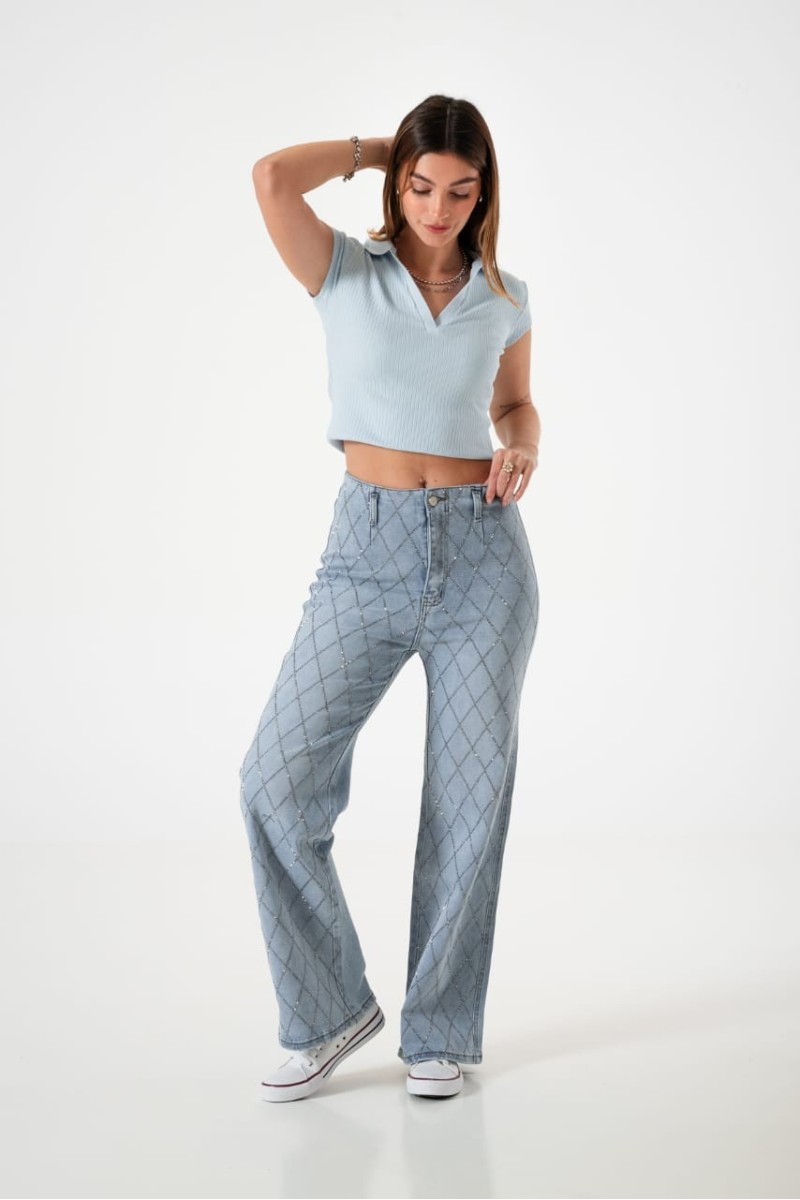 A25R05 Jean wide leg elastizado rombos strass