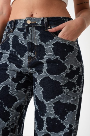 art. LY086-2 Jean rigido boradado