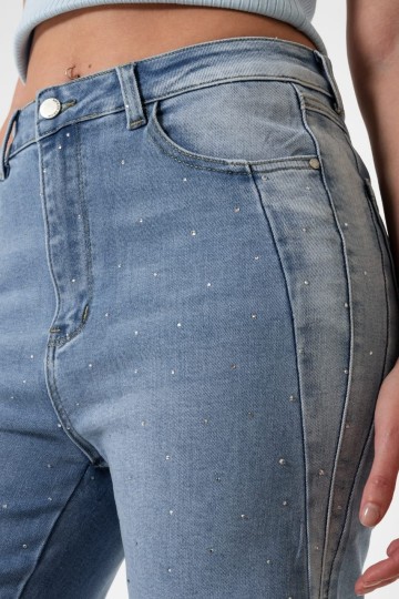 Jean wide leg elastizado recorte y strass art. A25R01