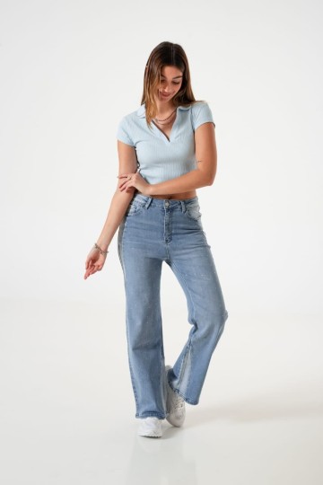 Jean wide leg elastizado recorte y strass art. A25R01