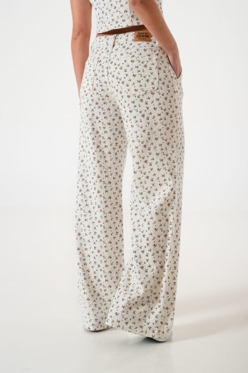 LY-077 Jean wide leg rigido floreado