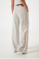 LY-077 Jean wide leg rigido floreado