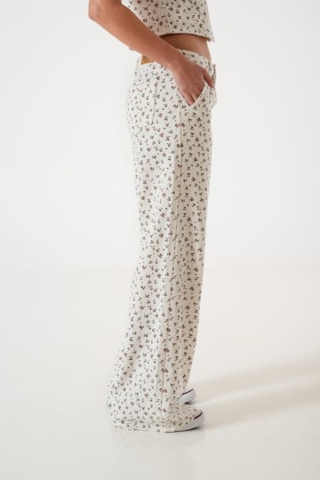 LY-077 Jean wide leg rigido floreado