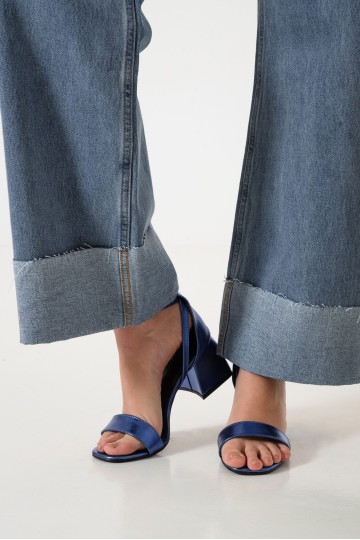 LYFJ820 Jean wide leg rigido botamanga ancha