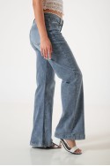 LY-071 Jean wide leg elastizado con puntilla