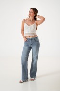 LY-071 Jean wide leg elastizado con puntilla