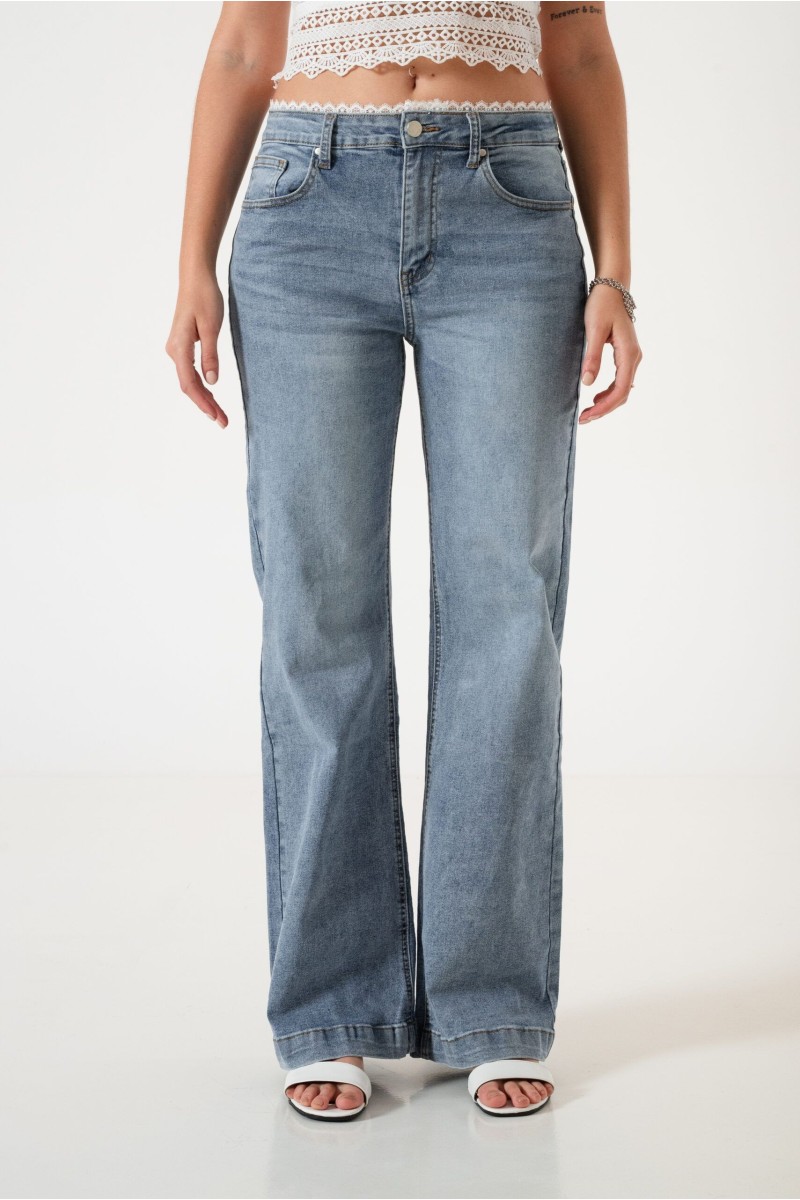 LY-071 Jean wide leg elastizado con puntilla