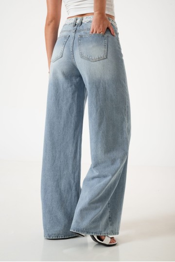 LY-072 Jean maxi wide leg rigido con puntilla