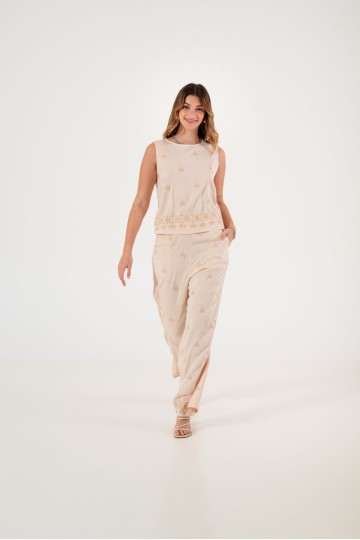 Q005 Conjunto lino bordado