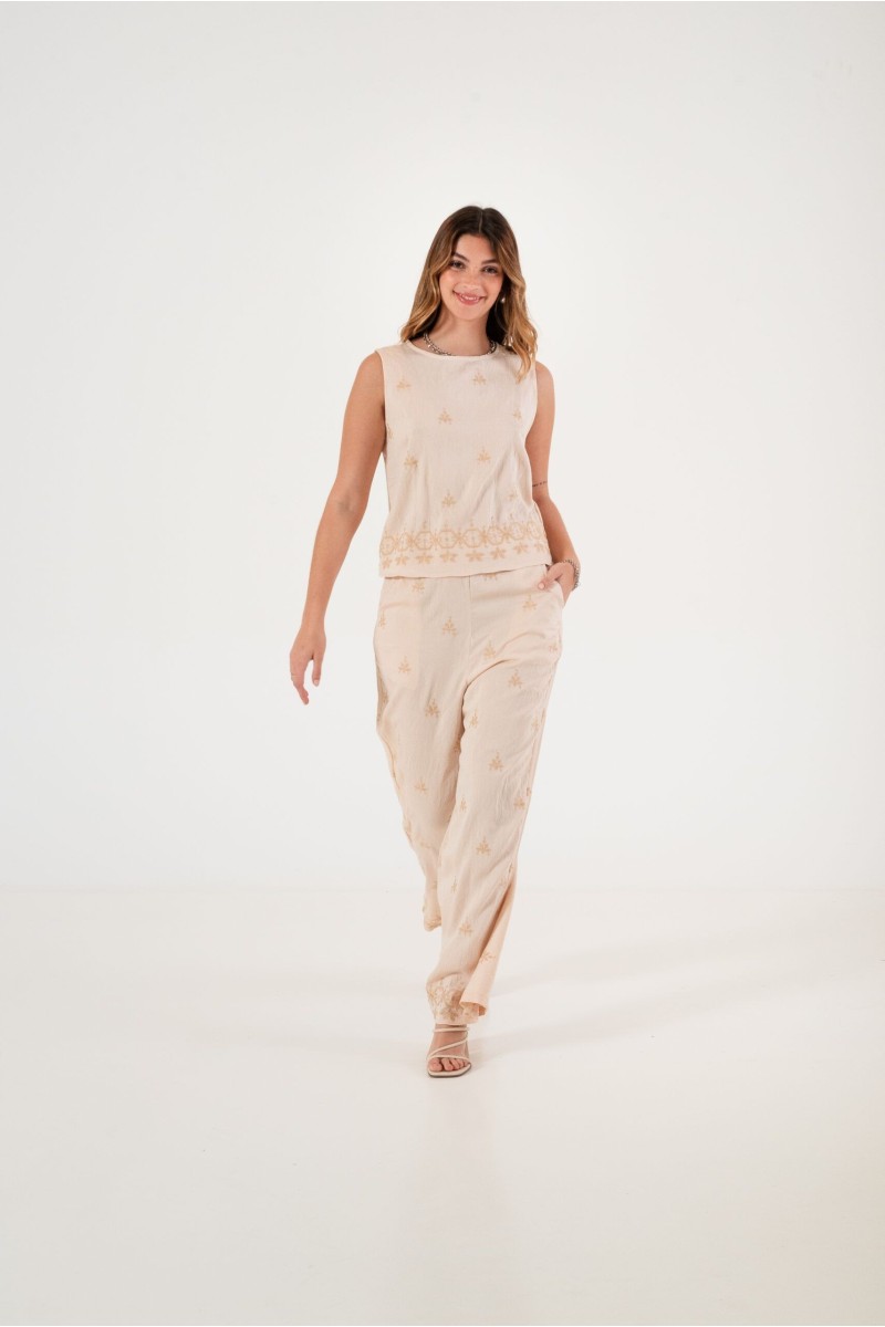 Q005 Conjunto lino bordado