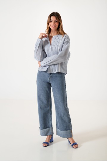 Q011 Camisa rayada con broderie