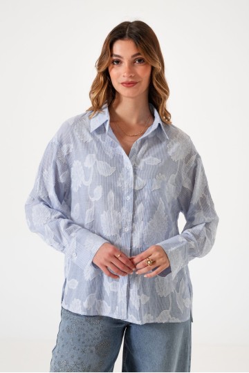 Q012 Camisa bordada