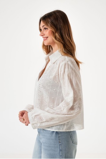 Q013 Camisa broderie
