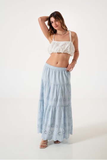 art. 9825 Pollera broderie