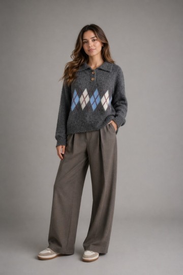 A02 SWEATER CUELLO POLO ROMBO