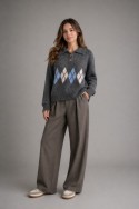 A02 SWEATER CUELLO POLO ROMBO